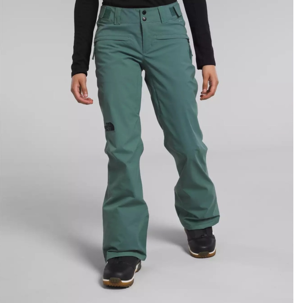 North face freedom stretch pants in dark sage color. Size small regular NWT
